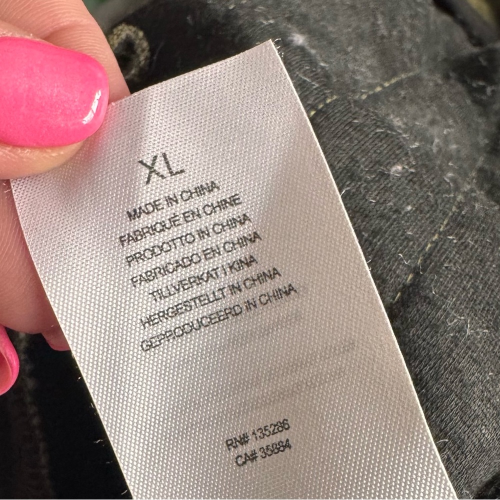 Lysse Shea Quilted Green Velvet Jacket - Picture 12 of 13